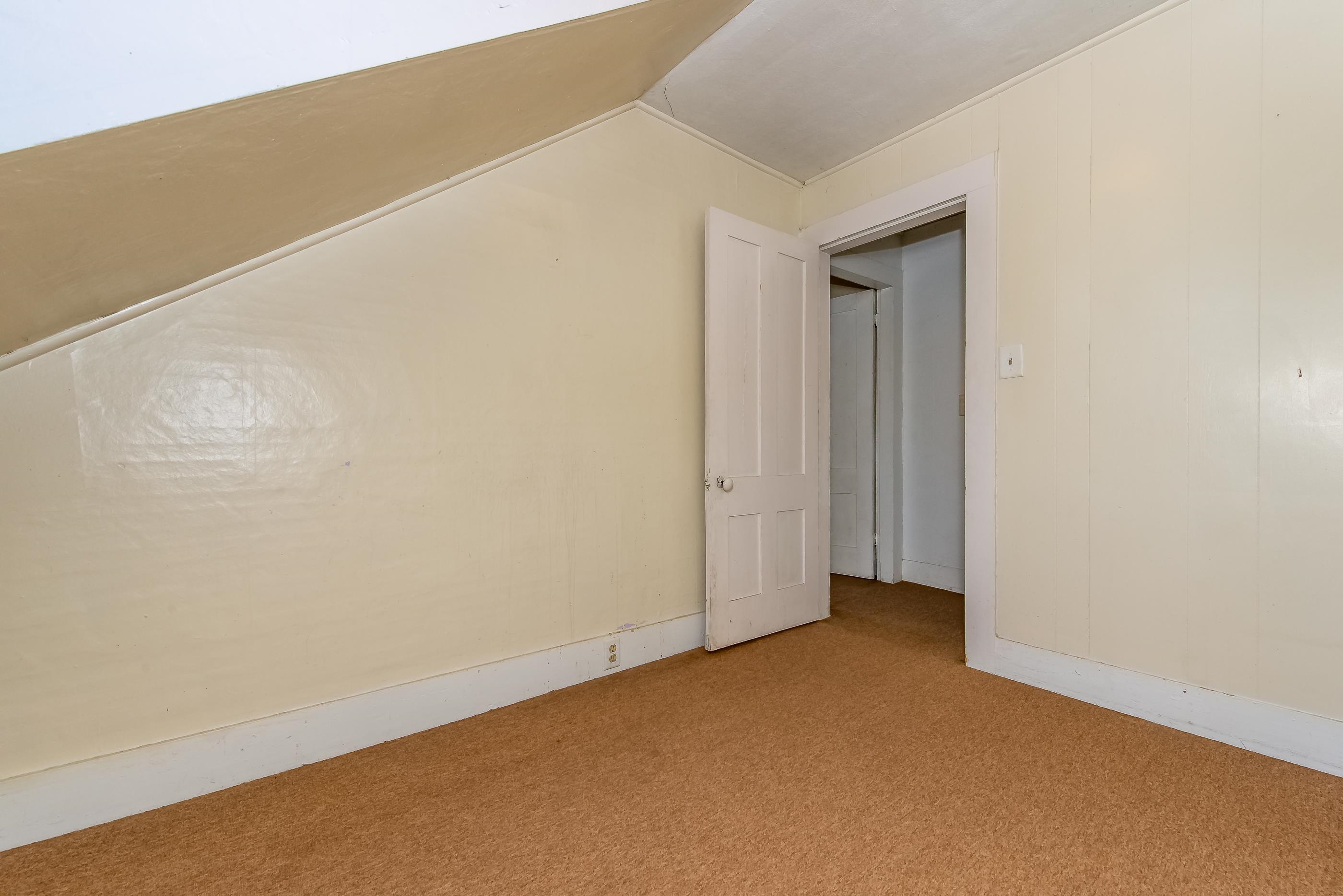 37 Mill Street Rochester, NH 03868 - Photo 21 of 24