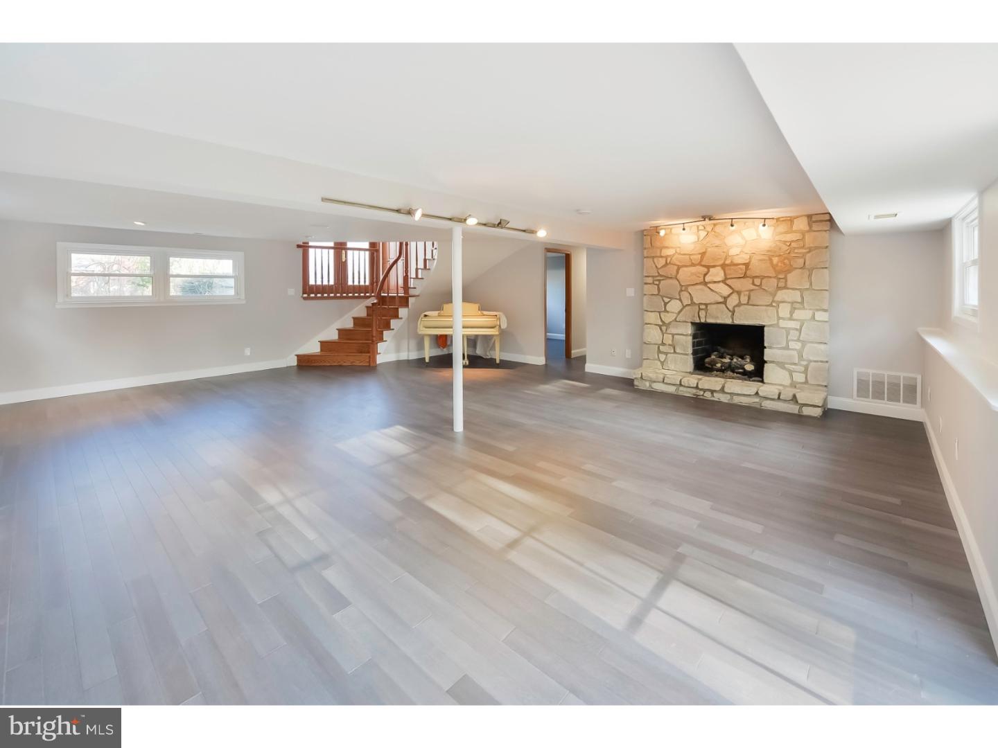 18 Dartmouth Road Cherry Hill, NJ 08034 - Photo 10 of 25 Gallery Image 10