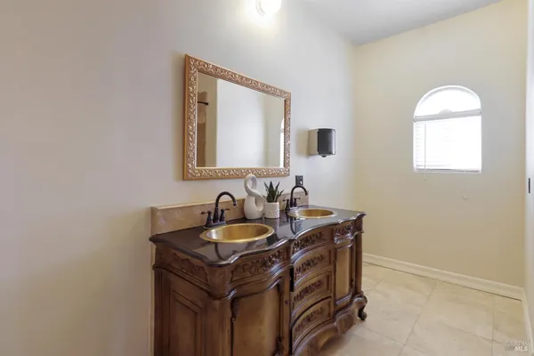 $1,550,000 | 3945 Joslin Lane, Vacaville, CA 95688