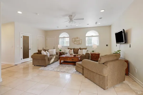 $1,550,000 | 3945 Joslin Lane, Vacaville, CA 95688