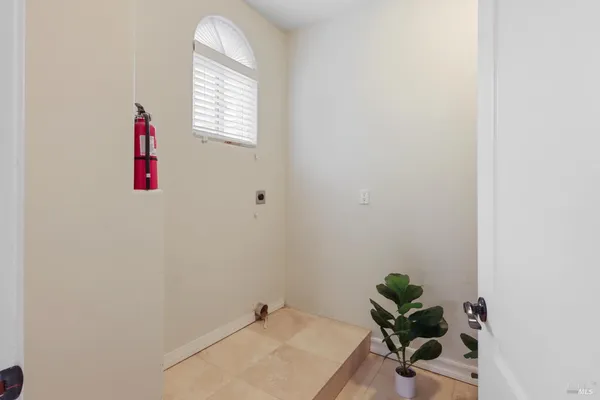 $1,550,000 | 3945 Joslin Lane, Vacaville, CA 95688