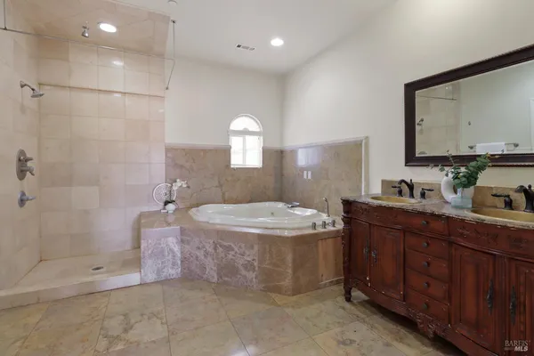 $1,550,000 | 3945 Joslin Lane, Vacaville, CA 95688