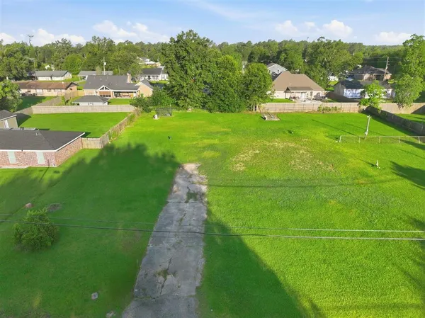 $52,900 | 2967 Davis Road, Westlake, LA 70669