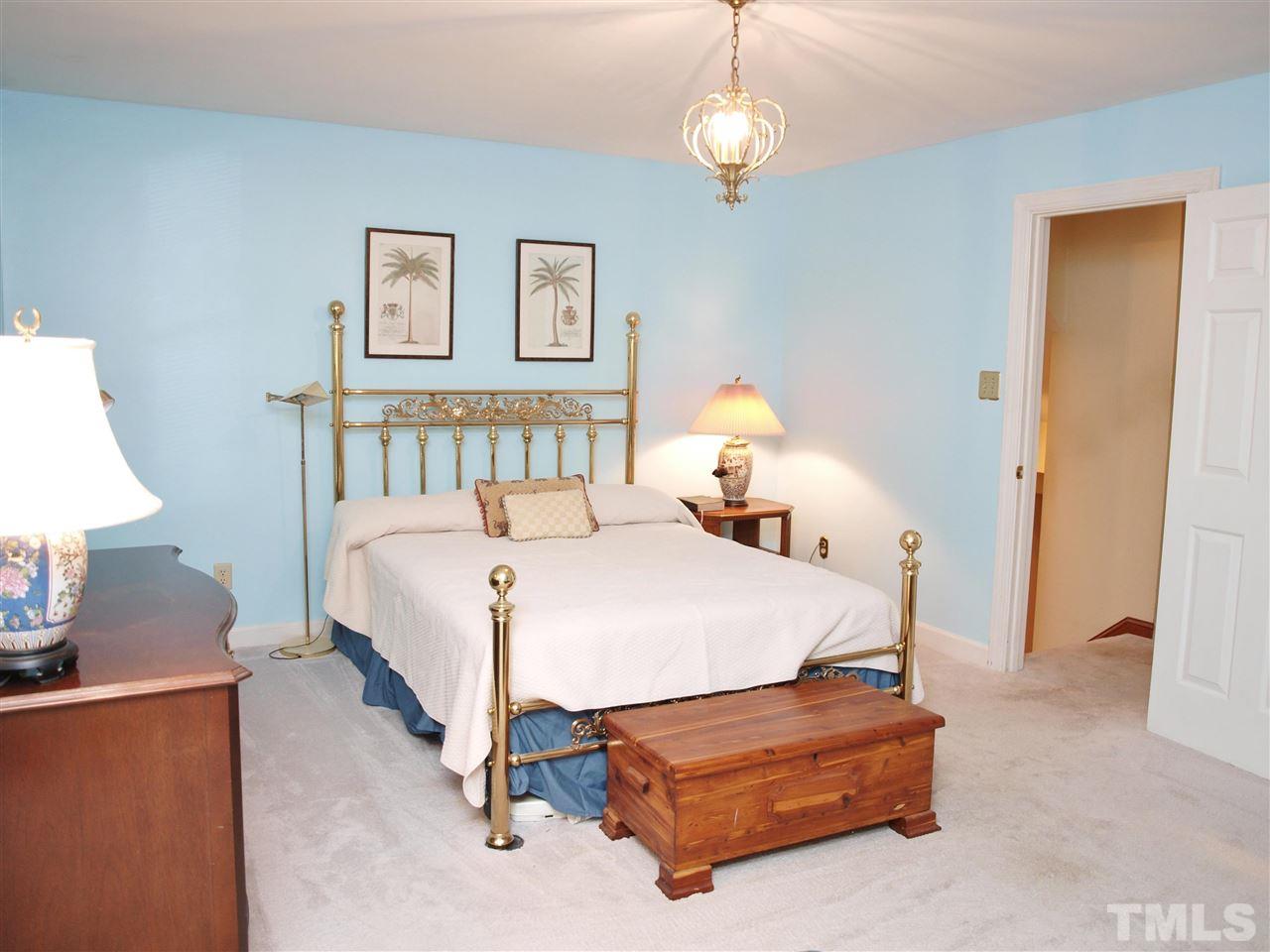 6844 Gloucester Road Raleigh, NC 27612 - Photo 13 of 16