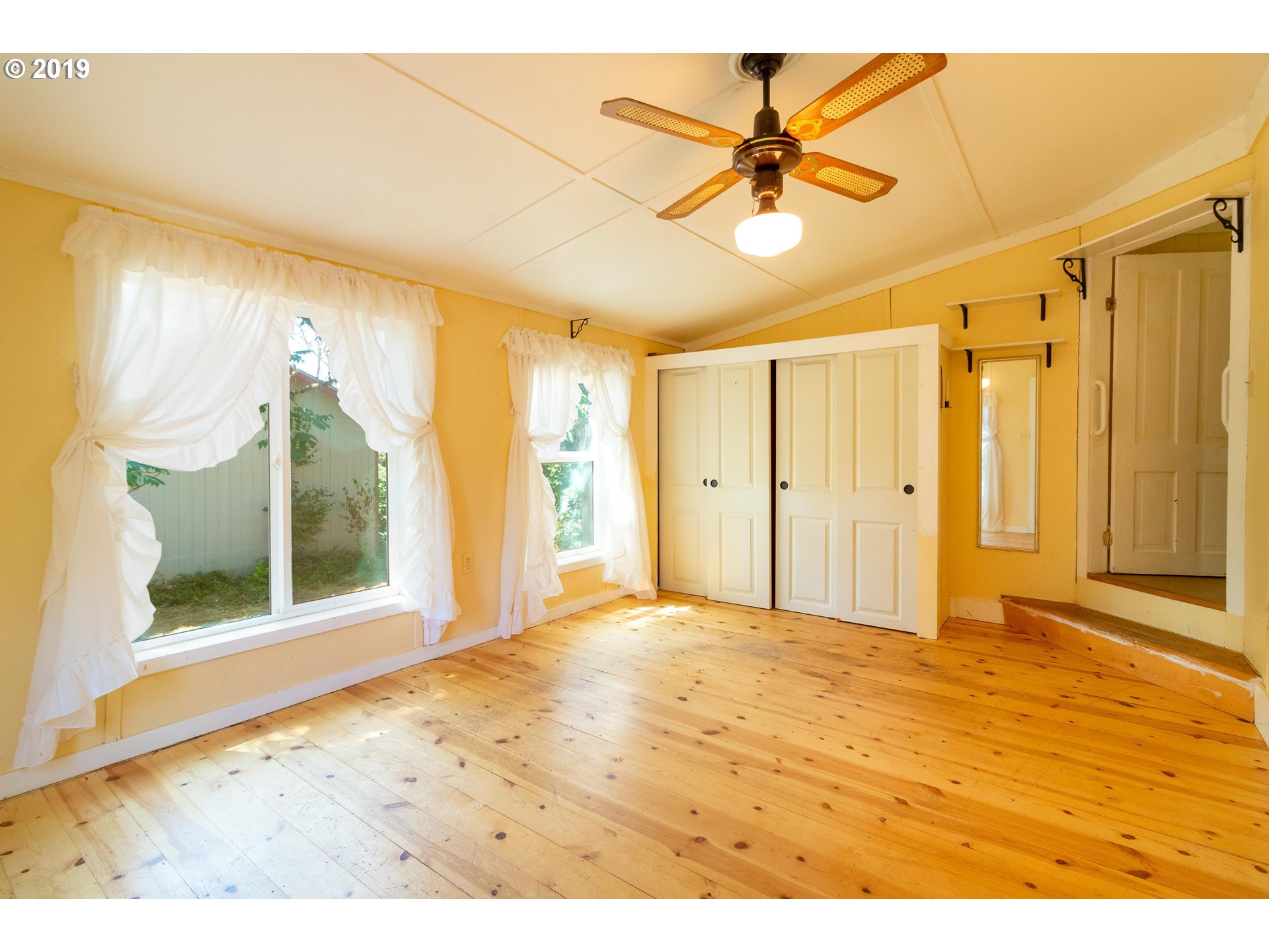 892 Mathis Hill Road Yoncalla, OR 97499 - Photo 14 of 32