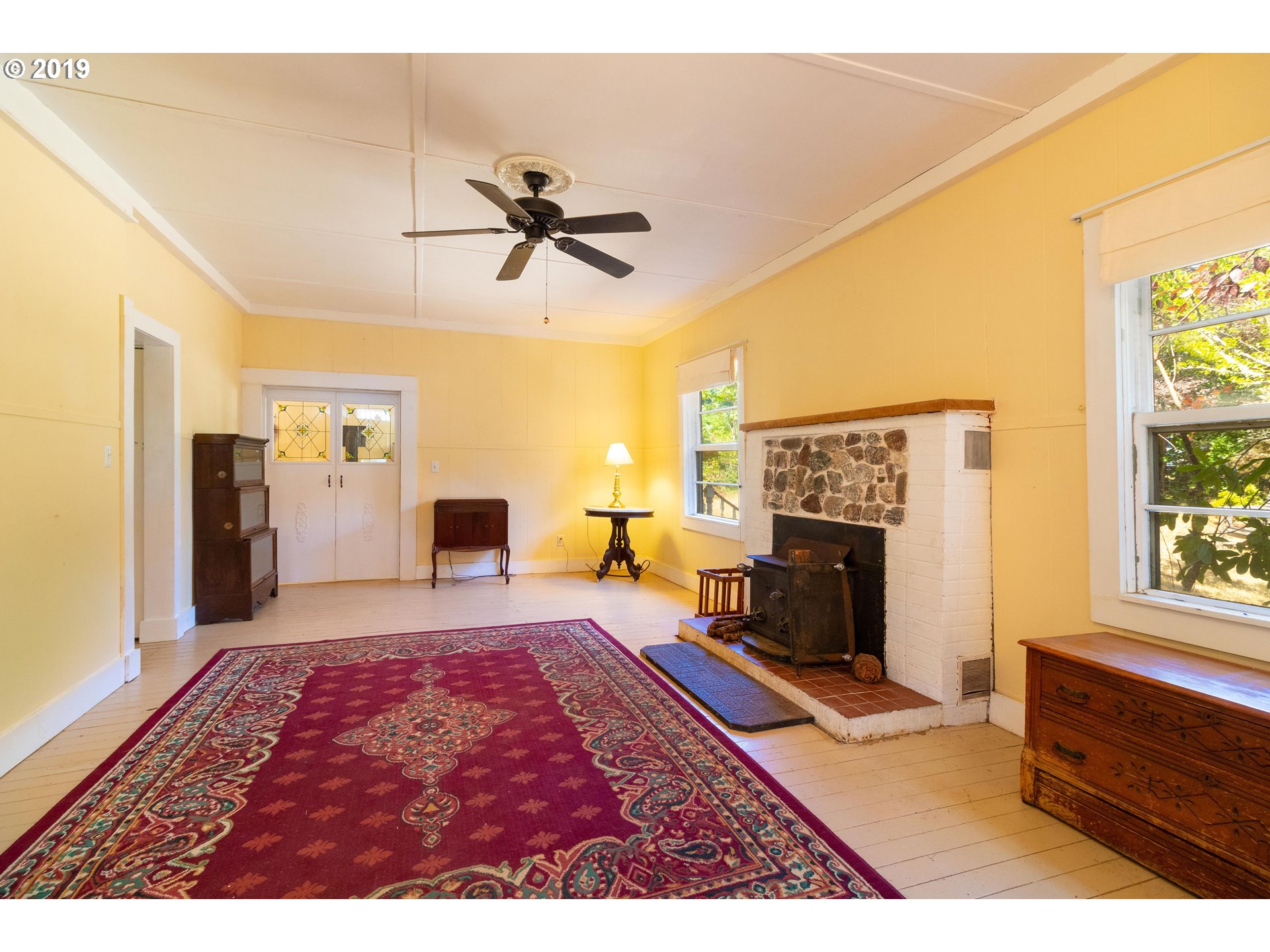 892 Mathis Hill Road Yoncalla, OR 97499 - Photo 8 of 32