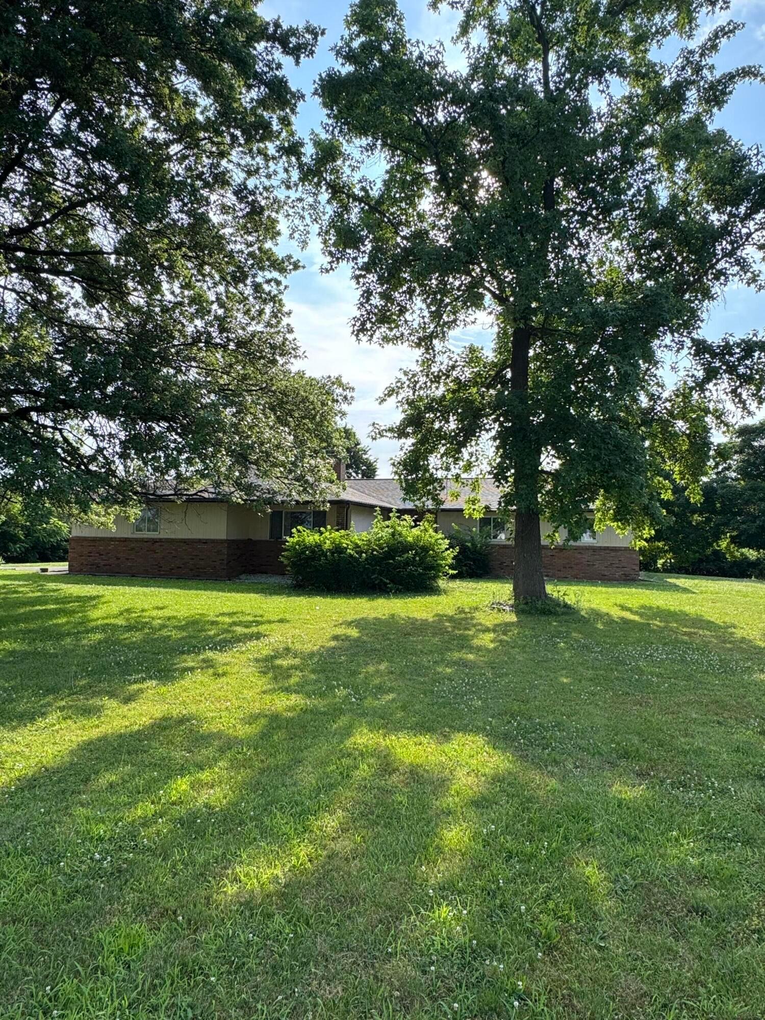 6832 Young Road Orient, OH 43146 - Photo 1 of 10 Front