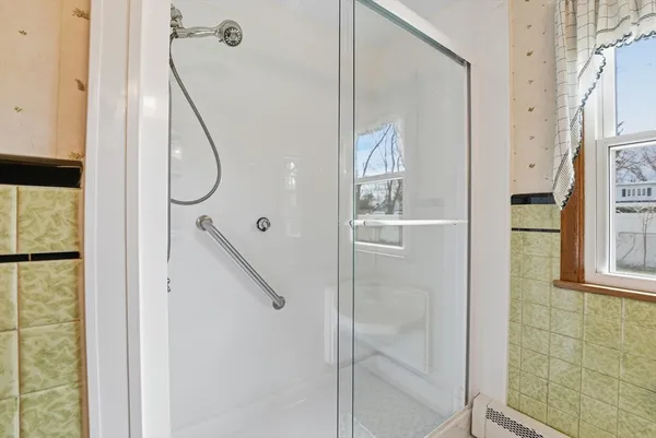 $379,900 | 79 Woodlawn Street, Chicopee, MA 01020