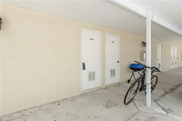 $285,000 | 21321 Lancaster Run, Unit 614, Estero, FL 33928