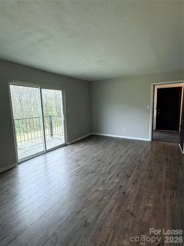 $1,150 | 702 Farmhurst Drive, Unit G, Charlotte, NC 28217