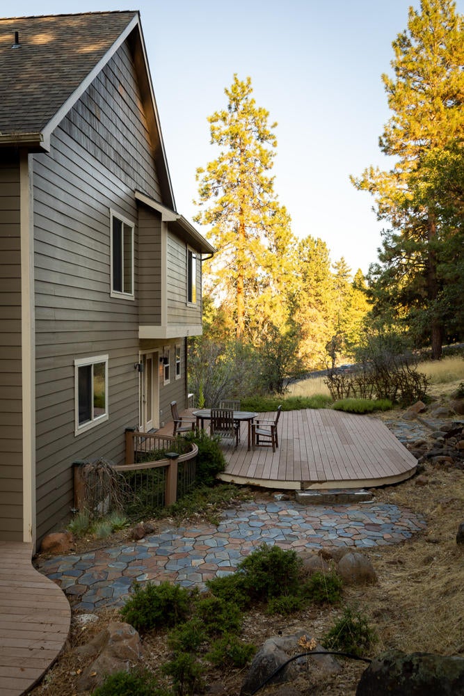 6818 Cooper's Hawk Road Klamath Falls, OR 97601 - Photo 11 of 43 6818CoopersHawkRd.-12