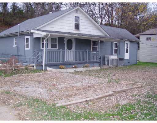 90 Winfield Road St. Albans, WV 25177 - Photo 2 of 8 Exterior Front.