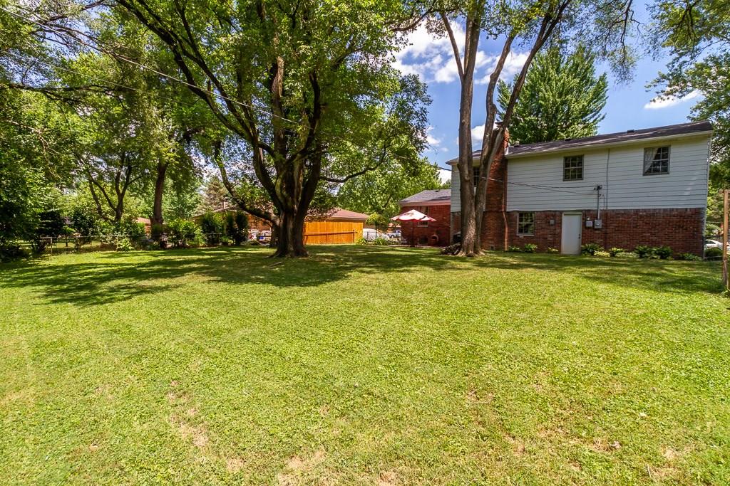 8022 Taunton Road Indianapolis, IN 46260 - Photo 44 of 46 Gallery Image 44