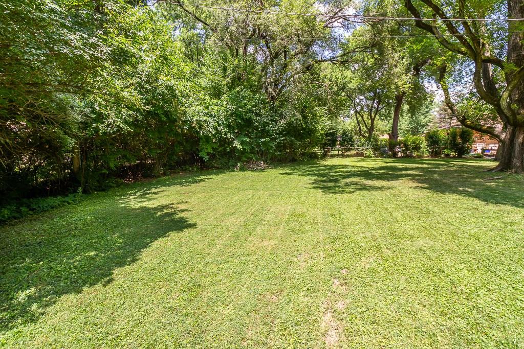 8022 Taunton Road Indianapolis, IN 46260 - Photo 45 of 46 Gallery Image 45