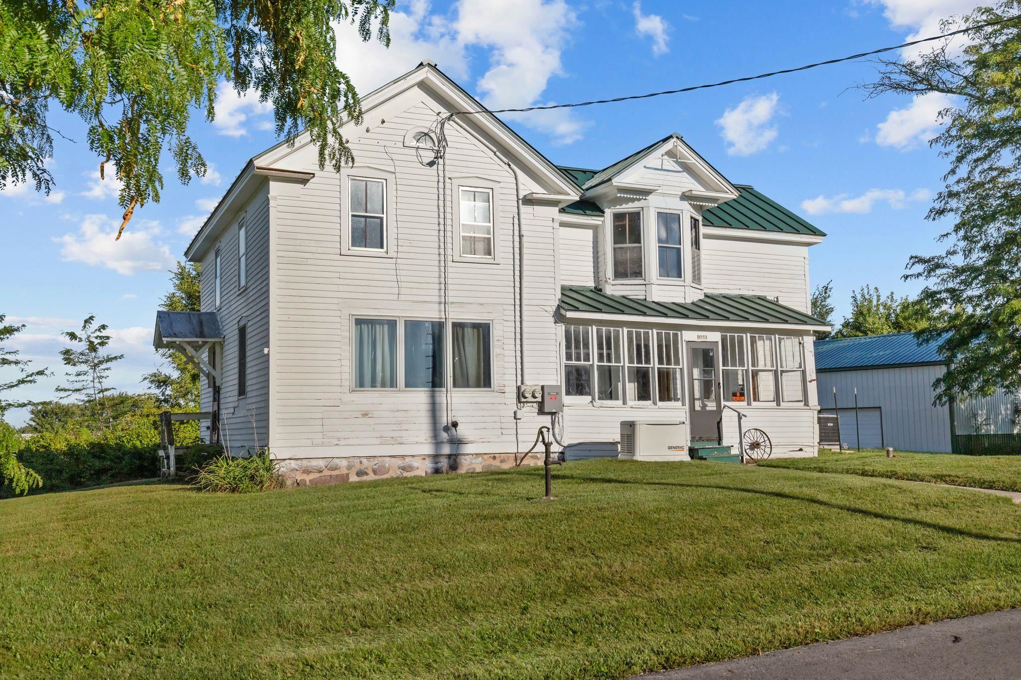 8553 Wolf River Road Fremont, WI 54940 - Photo 6 of 64 Gallery Image 6