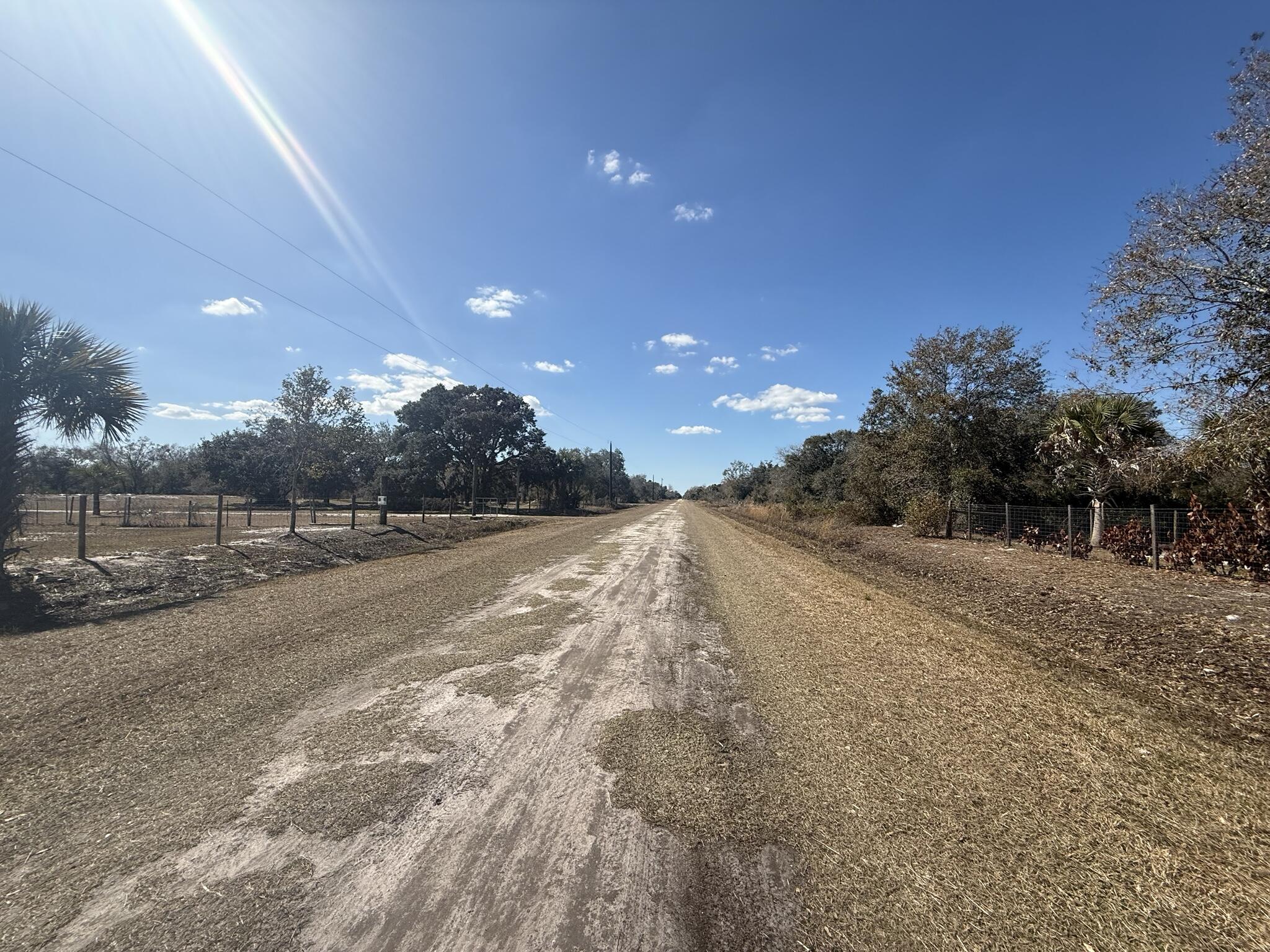 18990 Northwest 284th Street Okeechobee, FL 34972 - Photo 12 of 17 IMG_9312