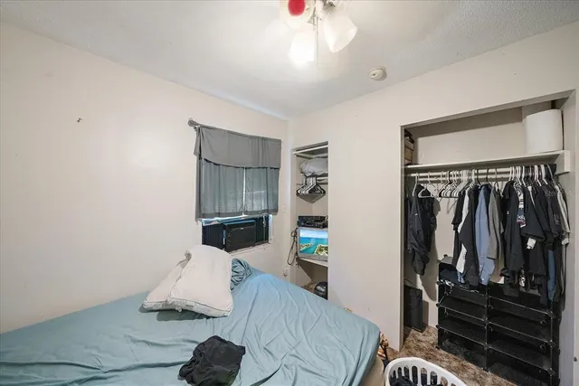 $320,000 | 2150 Schwalbe Way, Sarasota, FL 34235