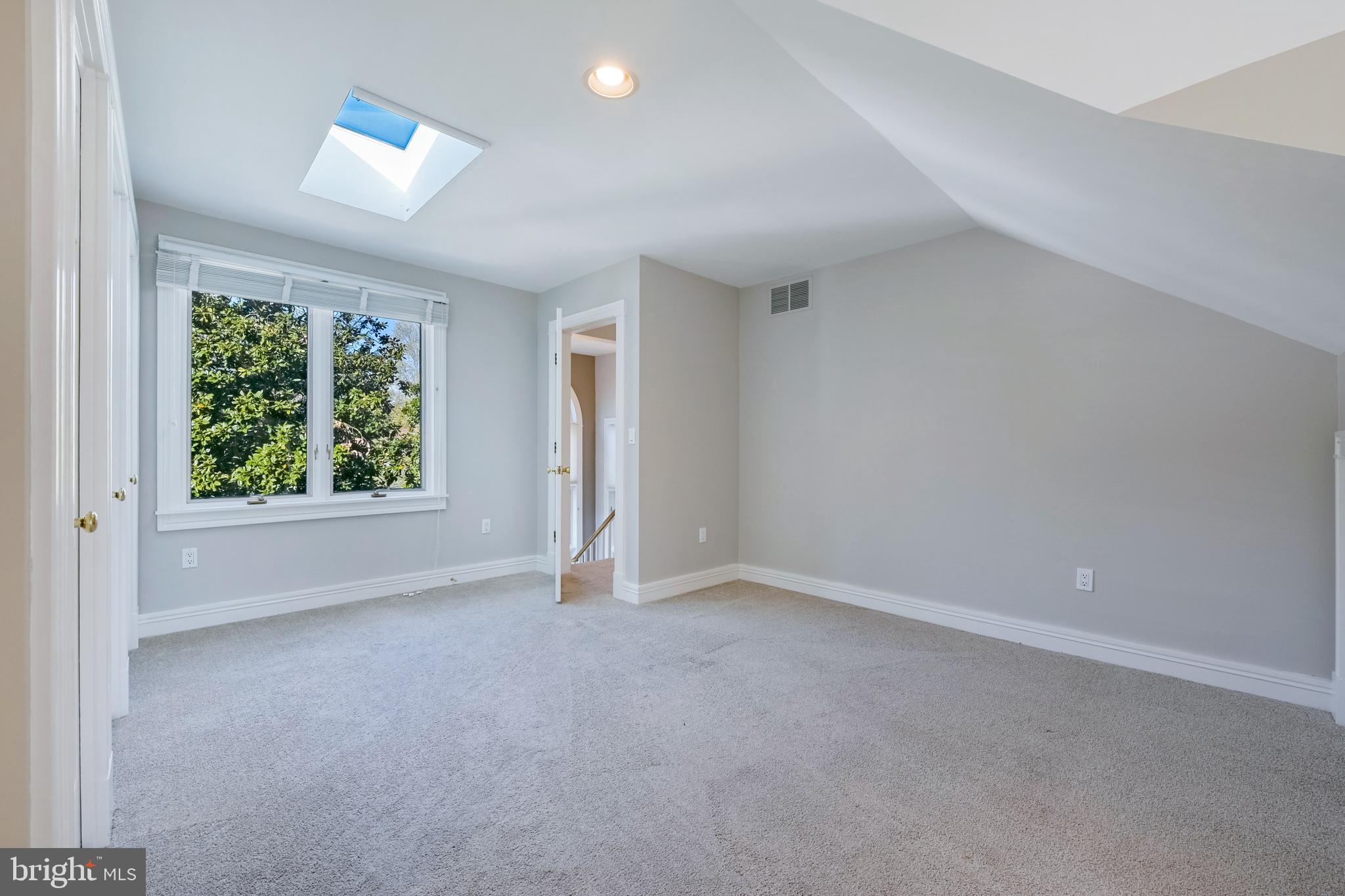211 Wardour Drive Annapolis, MD 21401 - Photo 49 of 71 3rd Floor Bedroom 3