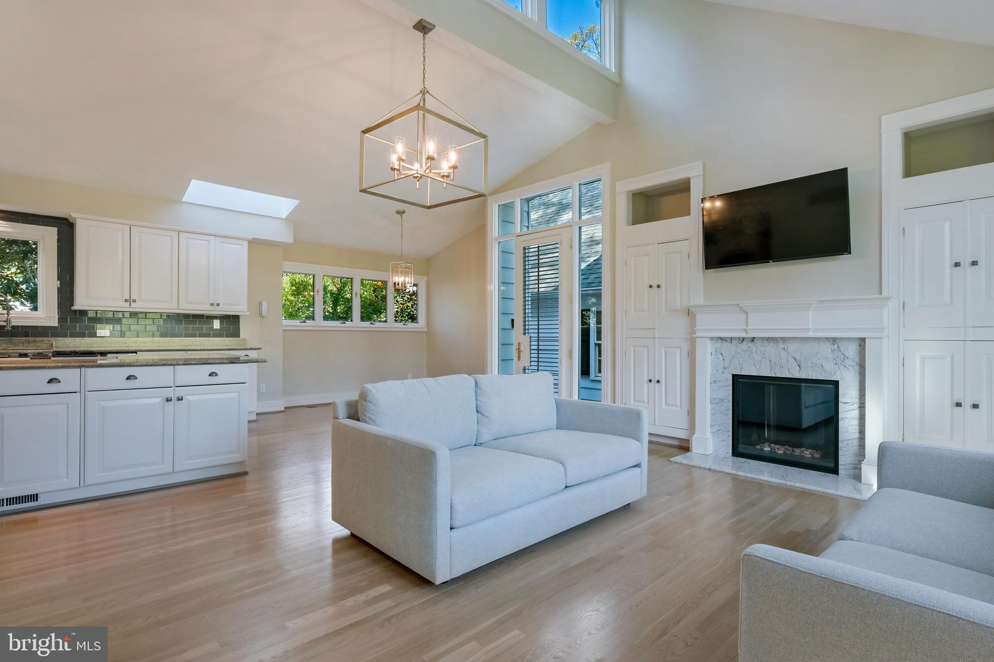 211 Wardour Drive Annapolis, MD 21401 - Photo 9 of 71