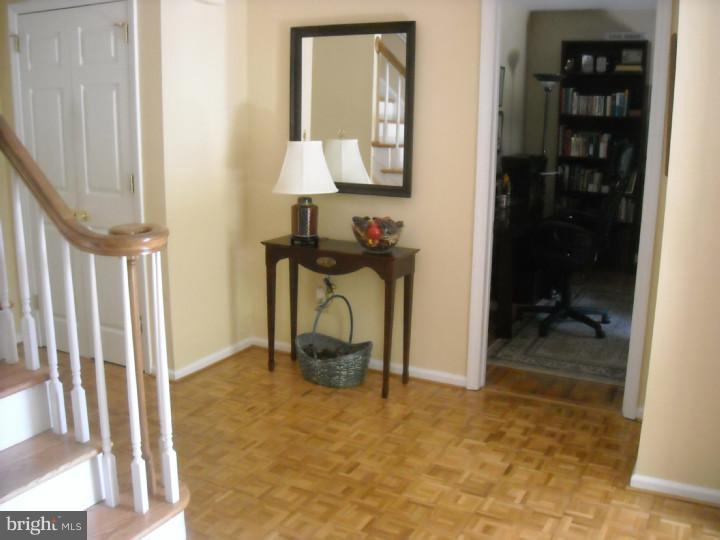 2 Chadd Road Newark, DE 19711 - Photo 7 of 22 Foyer