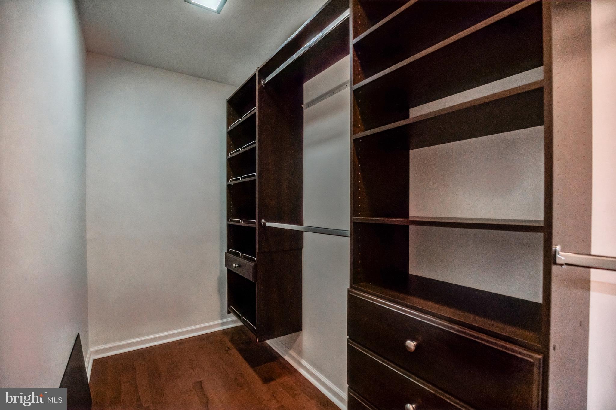 10401 3 Doctors Road Dunkirk, MD 20754 - Photo 31 of 45 Main Walk in Closet