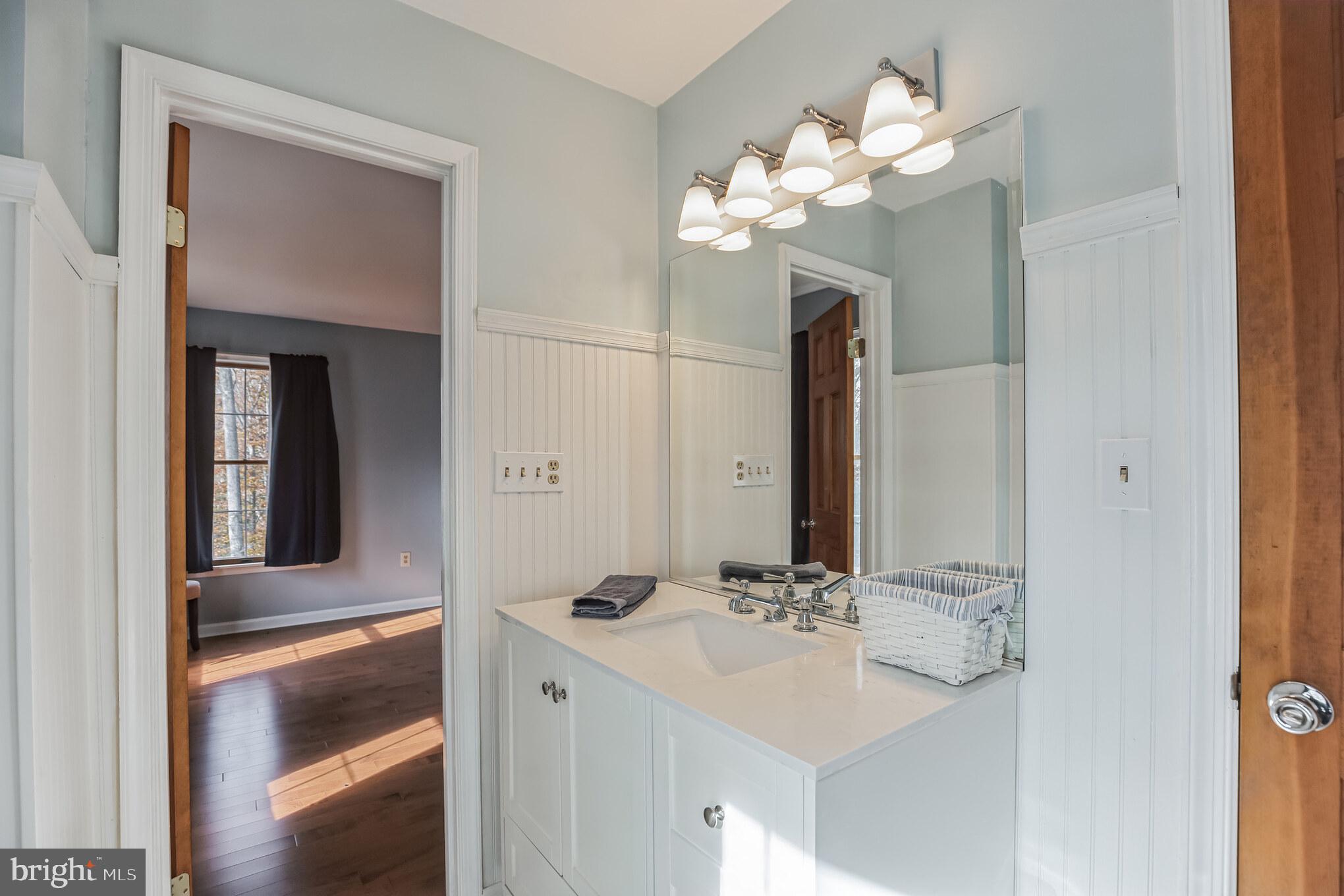 10401 3 Doctors Road Dunkirk, MD 20754 - Photo 33 of 45 Hall Updated Bath