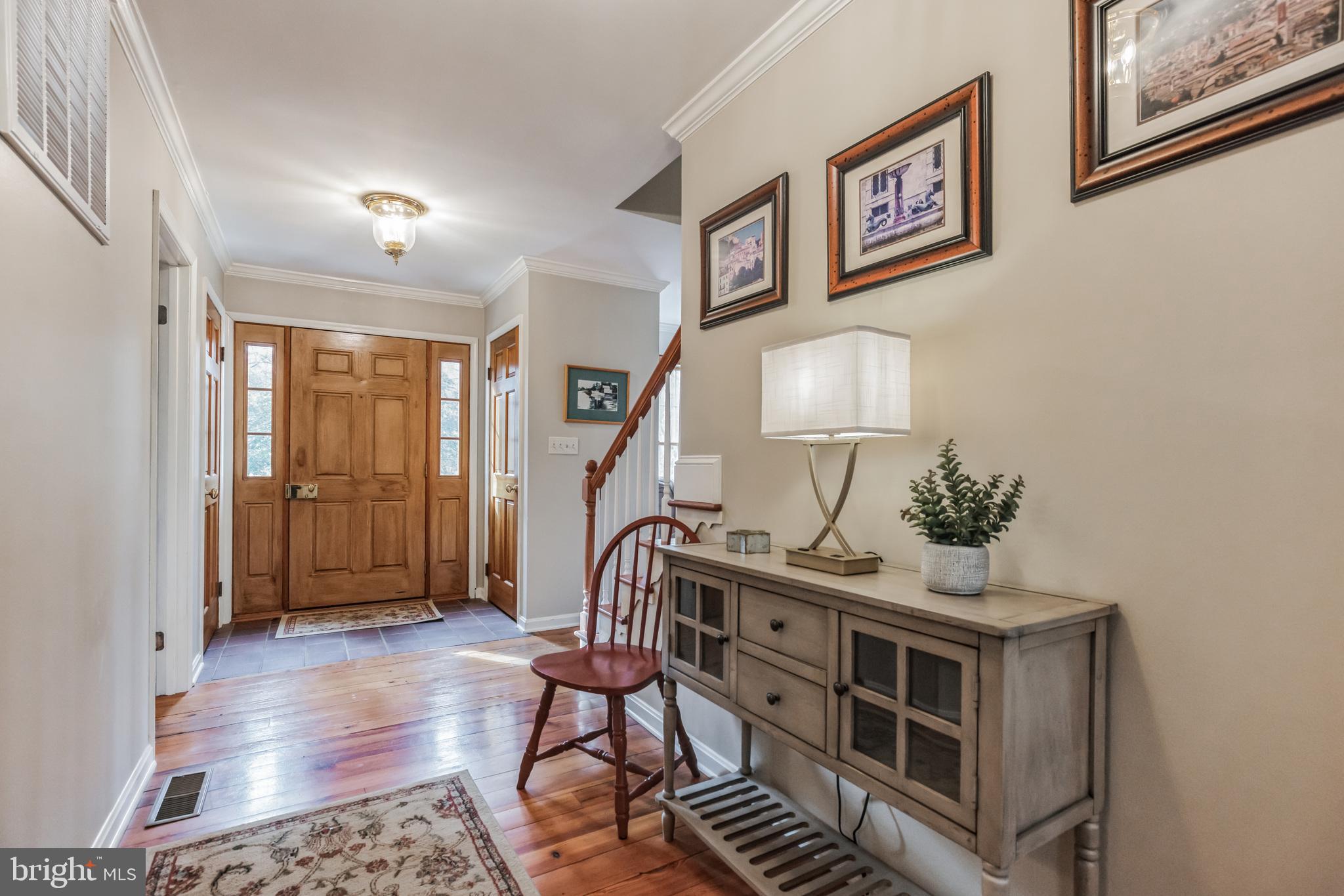 10401 3 Doctors Road Dunkirk, MD 20754 - Photo 6 of 45 Entrance Hall