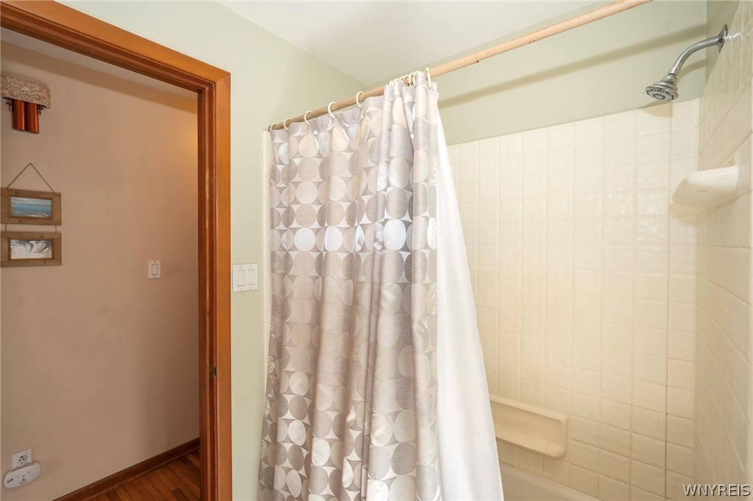 3373 Old Lakeview Road Hamburg, NY 14075 - Photo 18 of 40