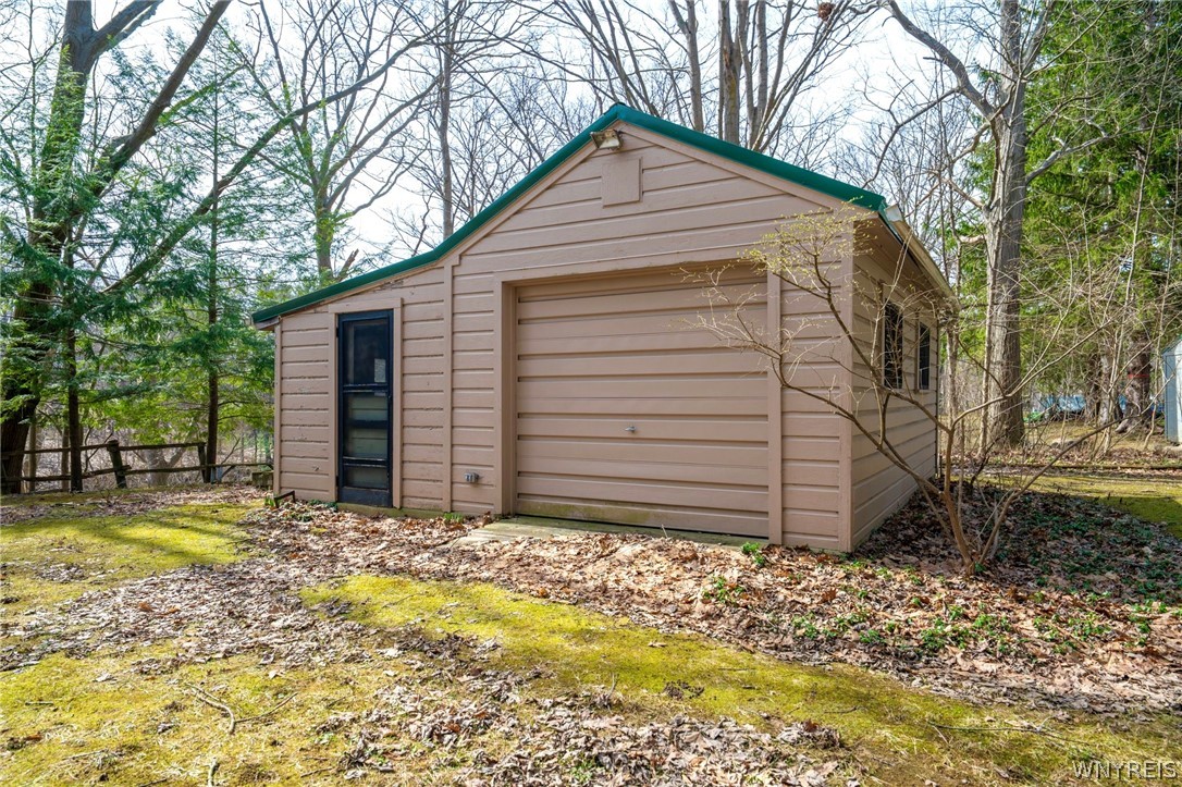 3373 Old Lakeview Road Hamburg, NY 14075 - Photo 28 of 40