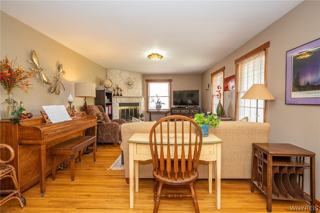 3373 Old Lakeview Road Hamburg, NY 14075 - Photo 8 of 40 meticulous hardwood floors