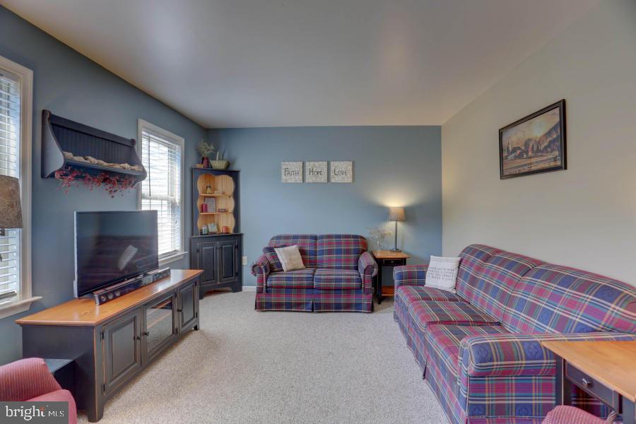 17 Tupelo Street Lititz, PA 17543 - Photo 11 of 25