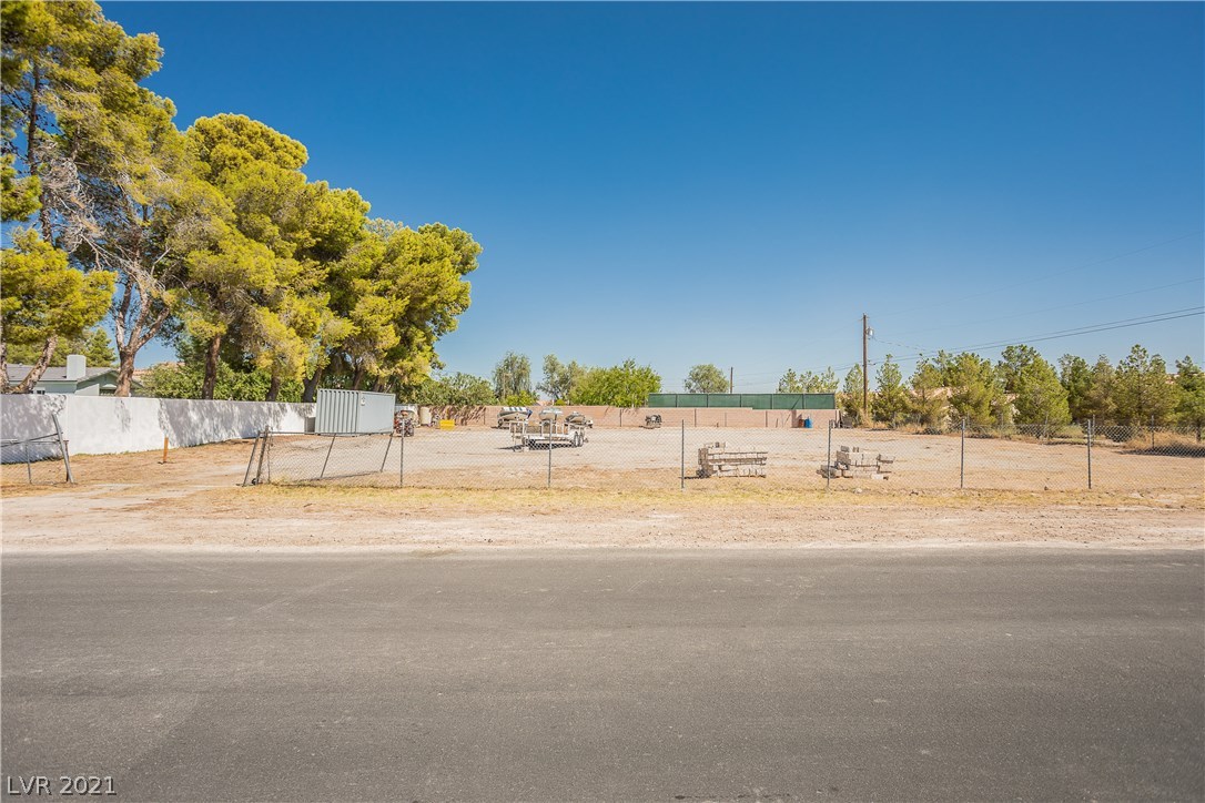 8680 Rancho Destino Road Las Vegas, NV 89123 - Photo 35 of 37 Gallery Image 35