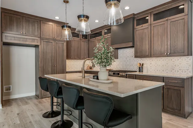 $774,900 | 10809 Conrad Creek, Spencerville, IN 46788