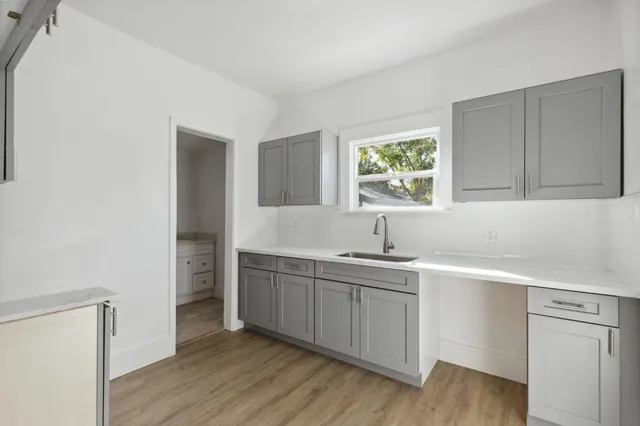 $334,998 | 832 South 4th Street, Fresno, CA 93702