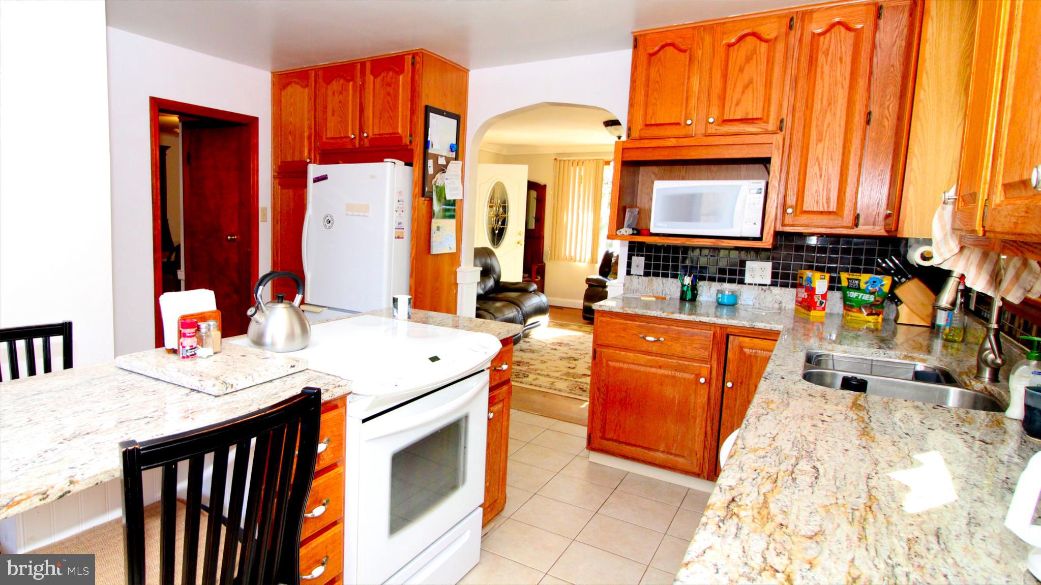 2728 Bird View Road Westminster, MD 21157 - Photo 5 of 31 2728 Birdview Dr - Kitchen