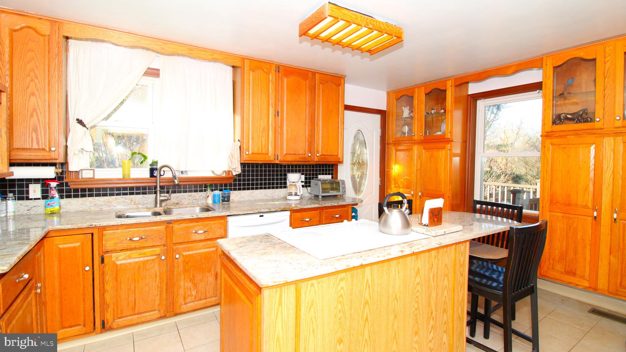 2728 Bird View Road Westminster, MD 21157 - Photo 6 of 31 2728 Birdview Dr - Kitchen