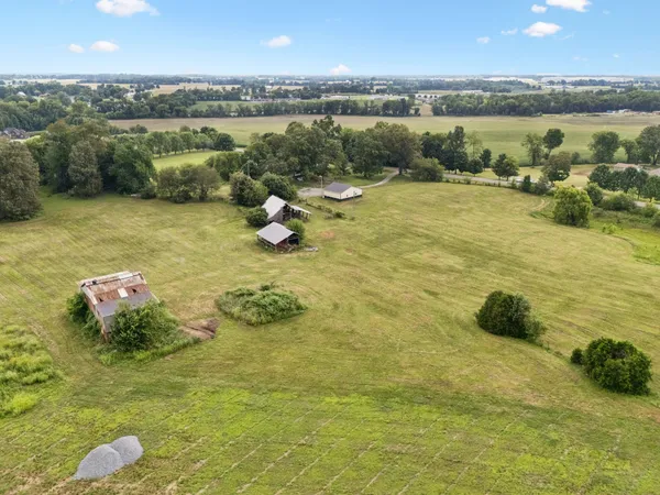 a view of an ocean and city