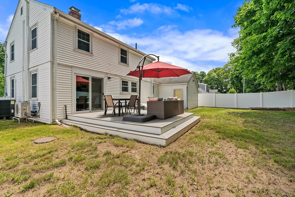 9 Chapman Road Wakefield, MA 01880 - Photo 25 of 34