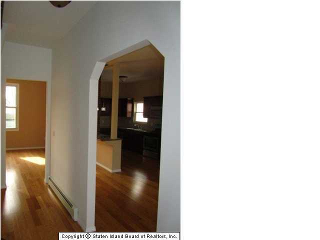 34 Roe Street Staten Island, NY 10310 - Photo 3 of 20 Additional Photo