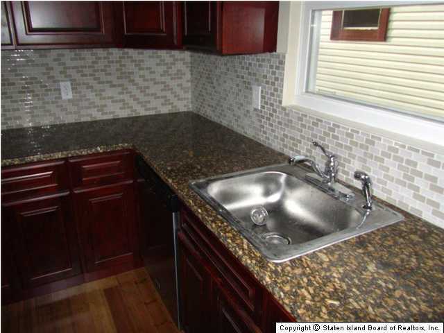 34 Roe Street Staten Island, NY 10310 - Photo 6 of 20 Additional Photo