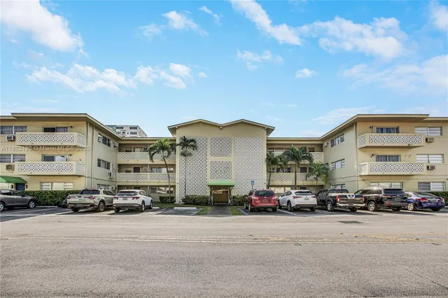 $2,200 | 11930 Northeast 19th Drive, Unit 7, North Miami, FL 33181