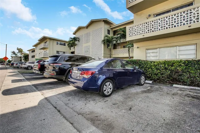 $2,200 | 11930 Northeast 19th Drive, Unit 7, North Miami, FL 33181