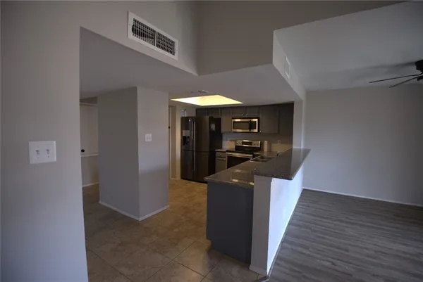 $1,450 | 4444 Victory Drive, Unit 1208, Houston, TX 77088