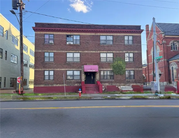 $1,300 | 198 Court Street, Unit 10, Binghamton, NY 13901