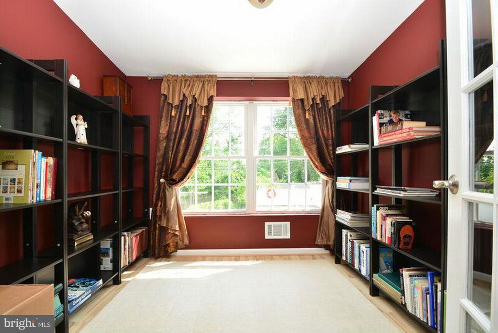 3134 Baybriar Road Baltimore, MD 21222 - Photo 29 of 30 Bedroom