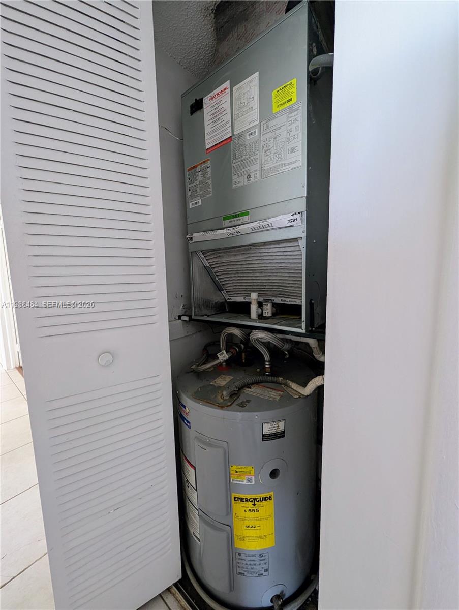 8255 Southwest 152nd Avenue, Unit E PH4 Miami, FL 33193 - Photo 20 of 44