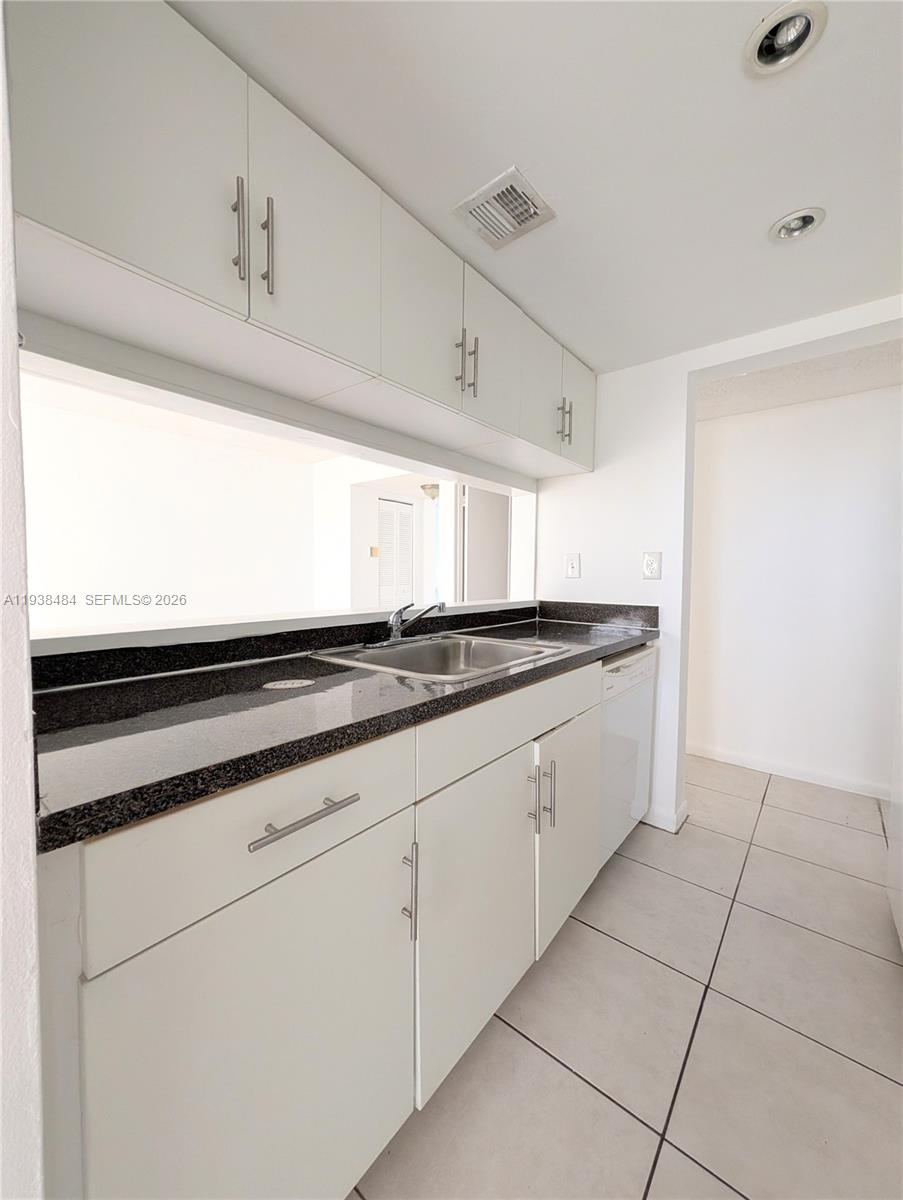 8255 Southwest 152nd Avenue, Unit E PH4 Miami, FL 33193 - Photo 21 of 44