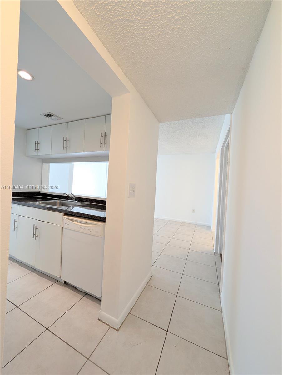 8255 Southwest 152nd Avenue, Unit E PH4 Miami, FL 33193 - Photo 36 of 44