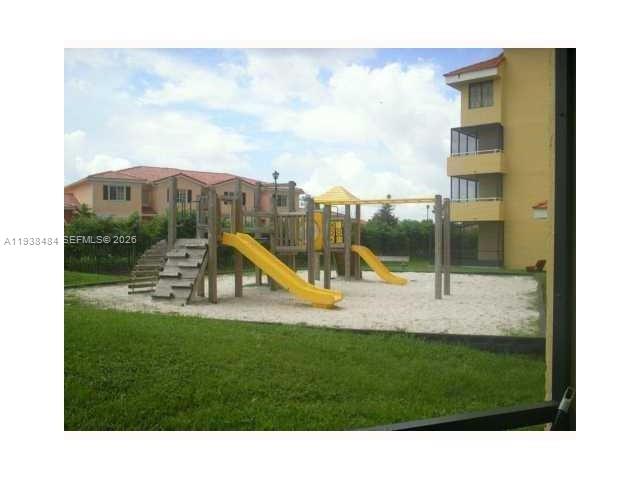 8255 Southwest 152nd Avenue, Unit E PH4 Miami, FL 33193 - Photo 42 of 44