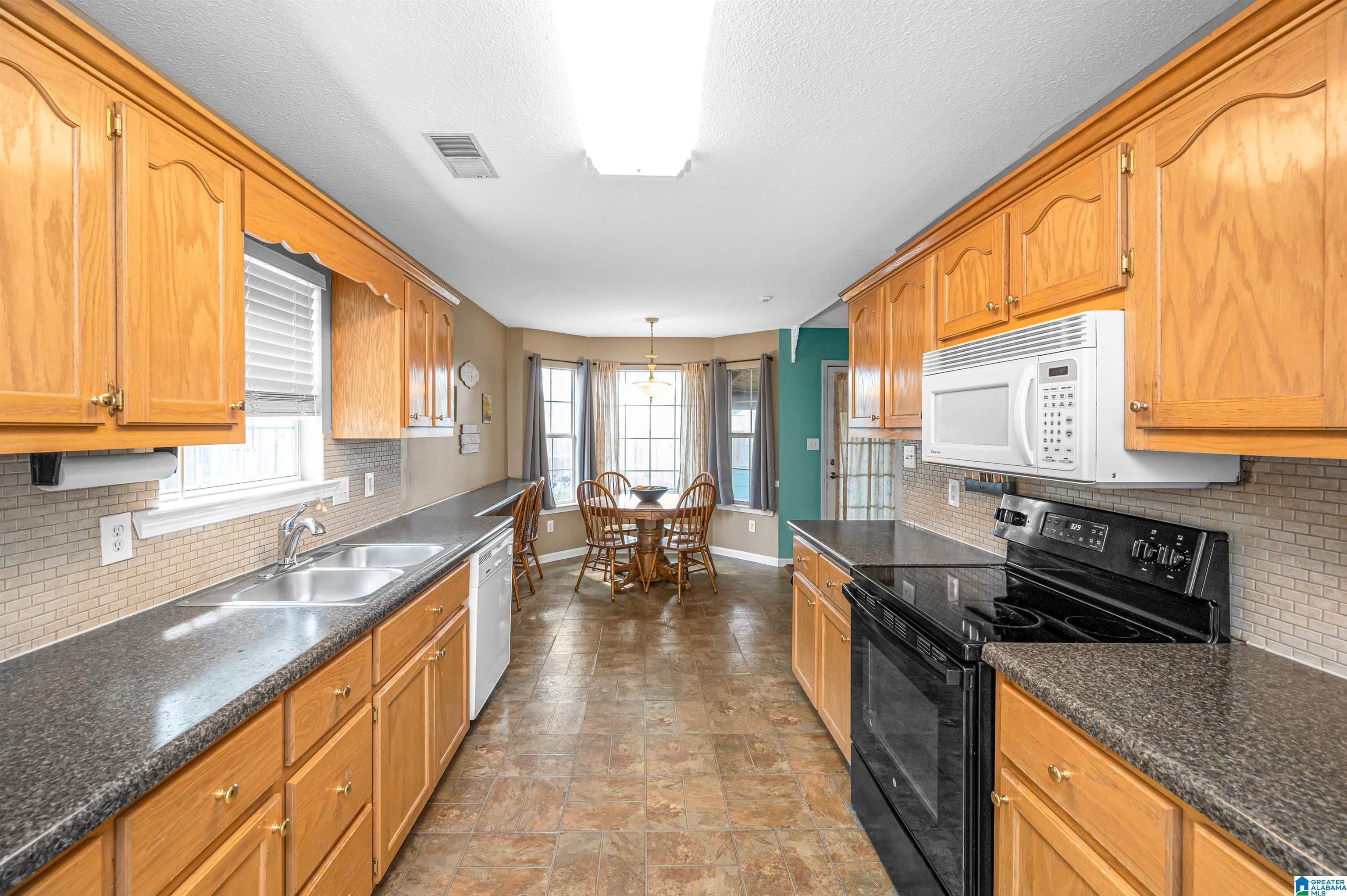 8030 Rockhampton Circle Helena, AL 35080 - Photo 17 of 37